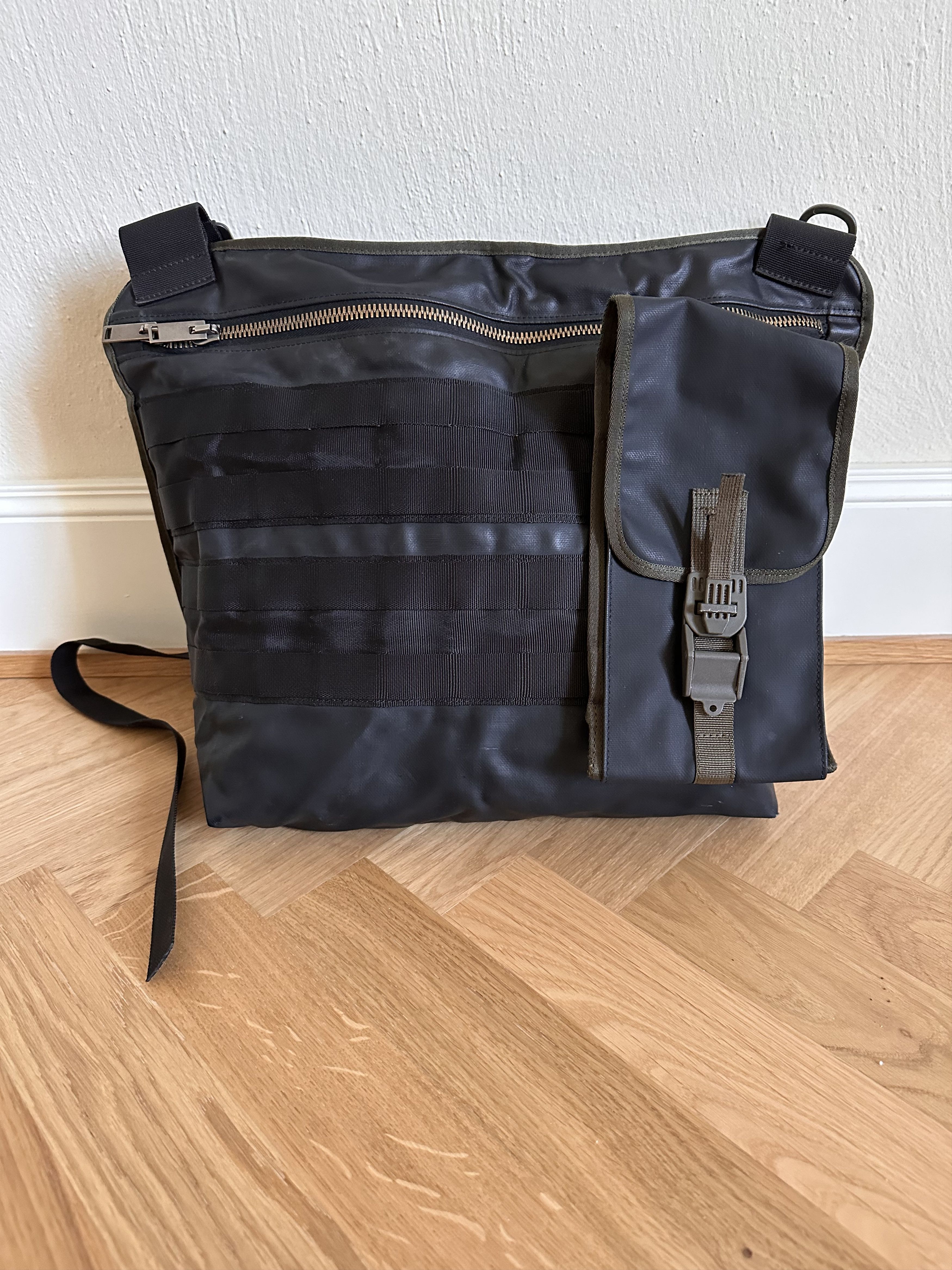 Acronym 3a-3ts | Grailed