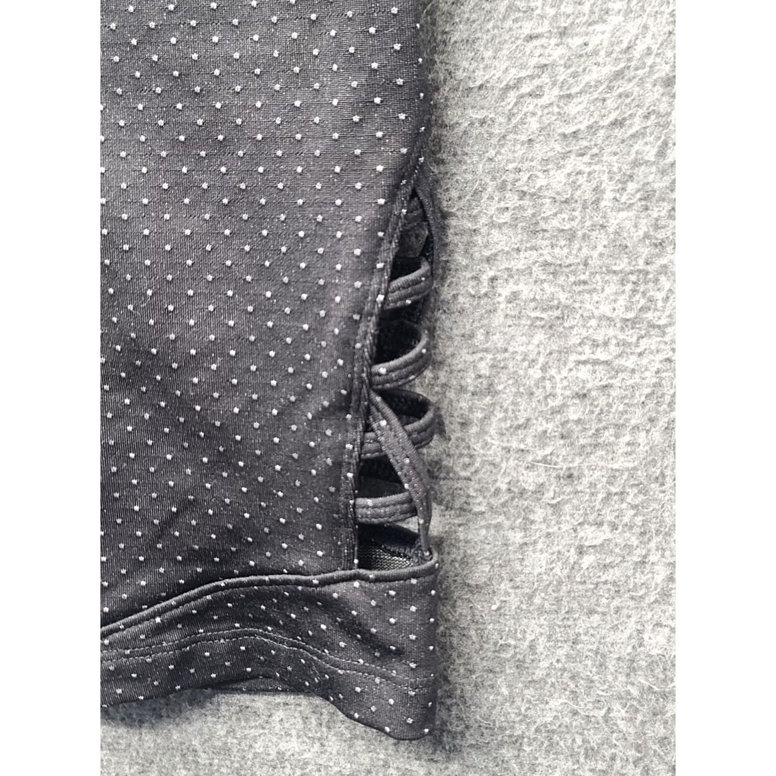 The North Face The North Face Leggings Womens L Black Polka Dot Athleisure Moisture Wicking Pockets Flashdry Yoga CrossFit Sleep? Size 36" / US 14 / IT 50 - 6 Thumbnail