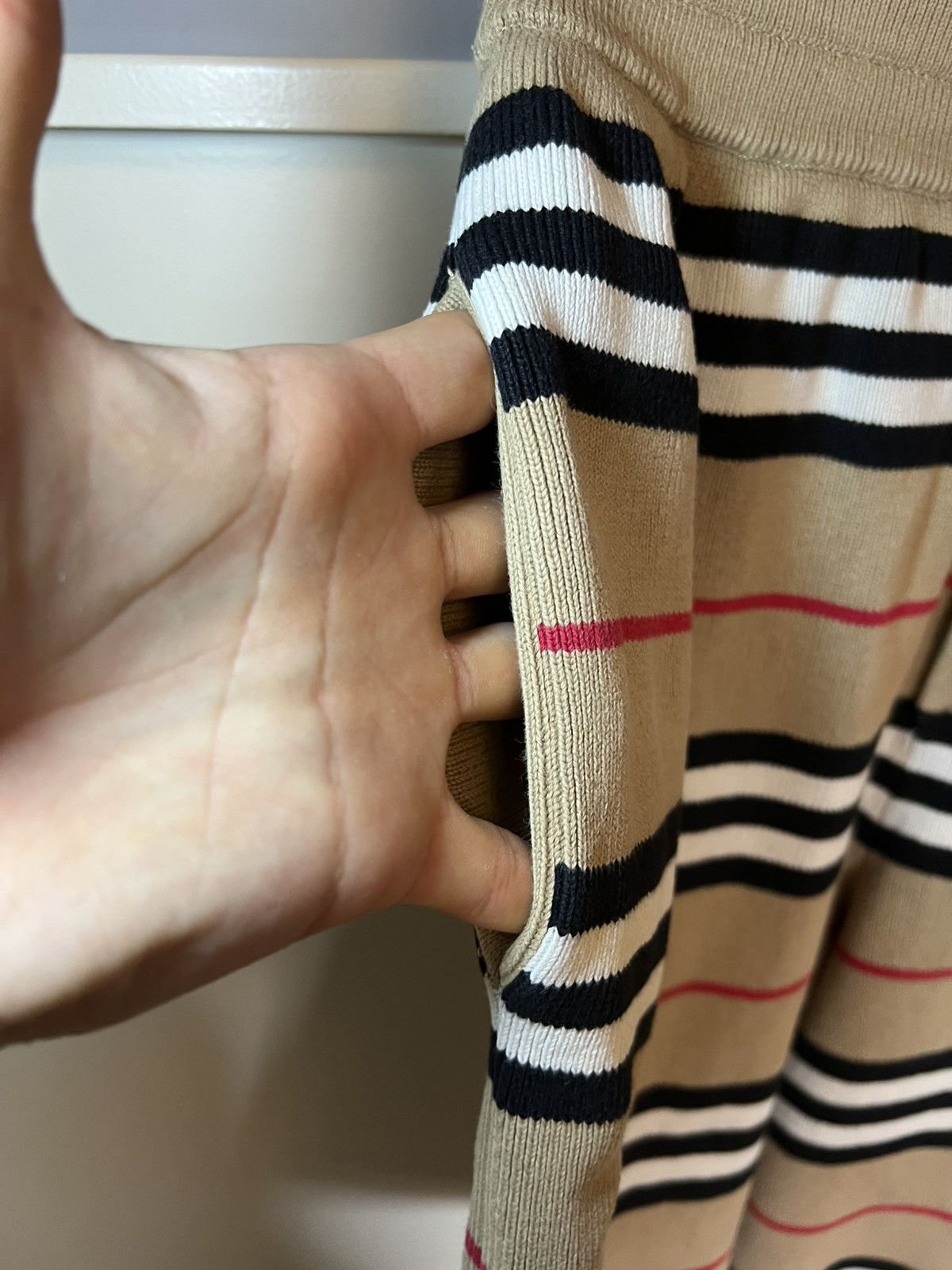 Burberry Vintage Burberry logo plaid heavy knit shorts Size US 32 / EU 48 - 7 Thumbnail