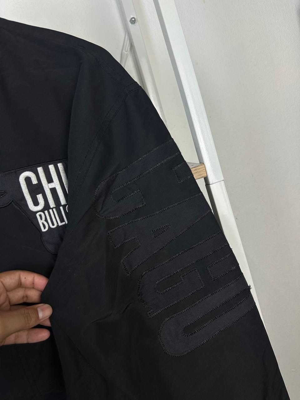 NBA NBA CHICAGO BULLS Nylon Poly Parka Hooded Jacket (PIT 22.5) Size US S / EU 44-46 / 1 - 5 Thumbnail