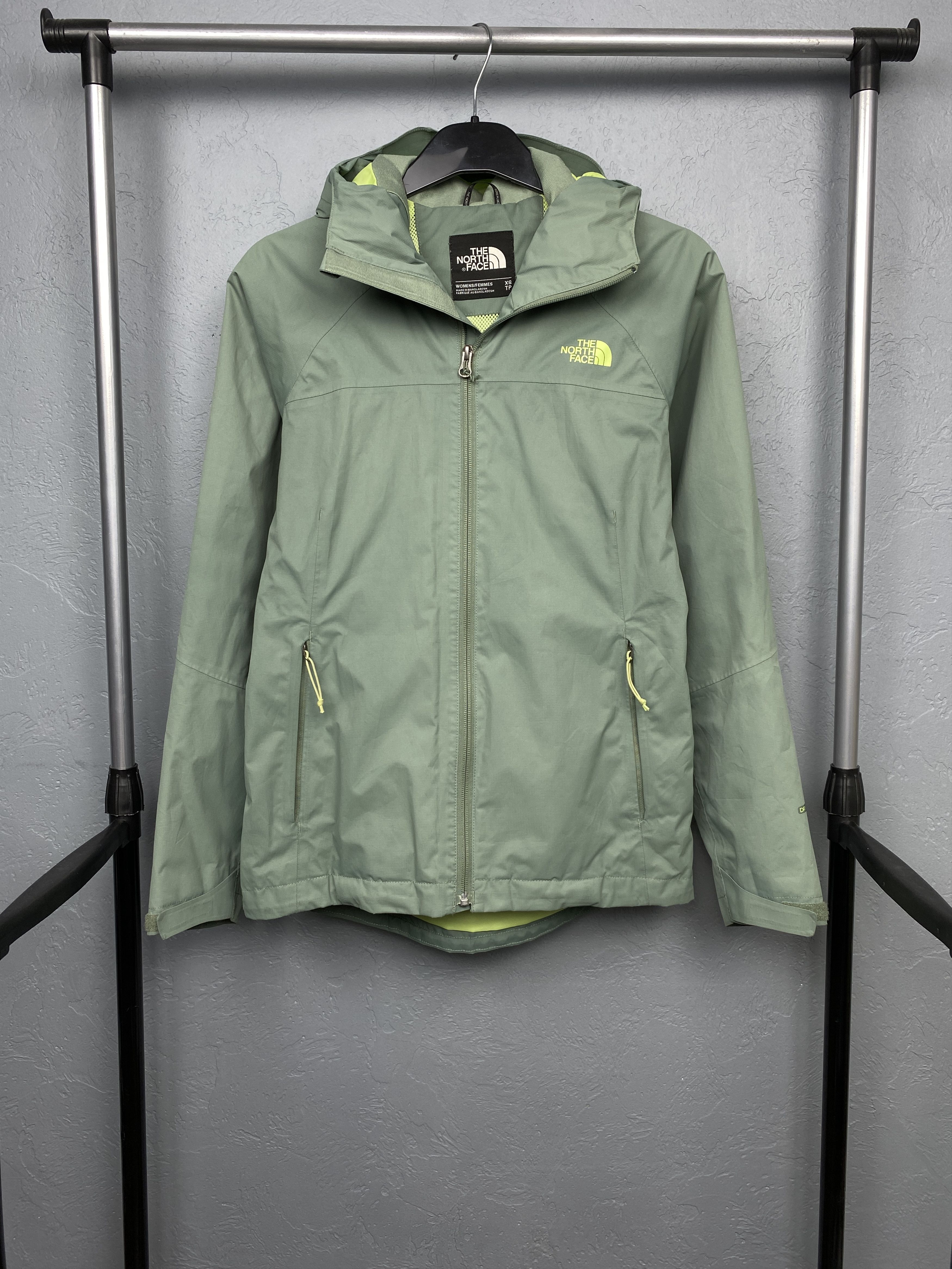 The North Face The North Face Womens Dryvent Jacket Size XS / US 0-2 / IT 36-38 - 1 Thumbnail