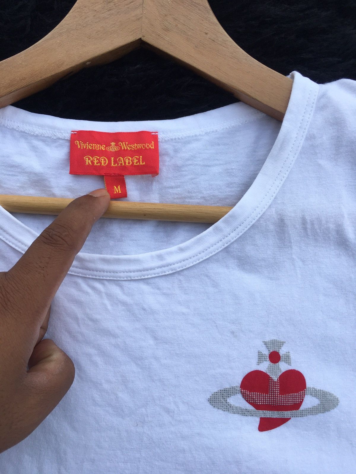 Vivienne Westwood Rare Vintage Vivienne Westwood Logo Tshirt Size S / US 4 / IT 40 - 9 Thumbnail