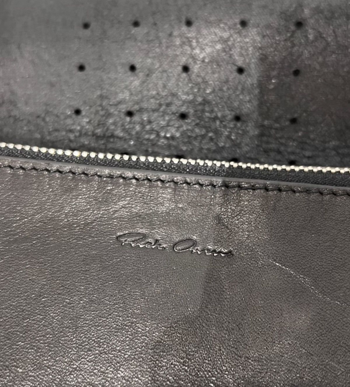 Rick Owens Rick Owens Calfskin Coin Purse / Clutch Bag Leather Bag Size ONE SIZE - 5 Thumbnail