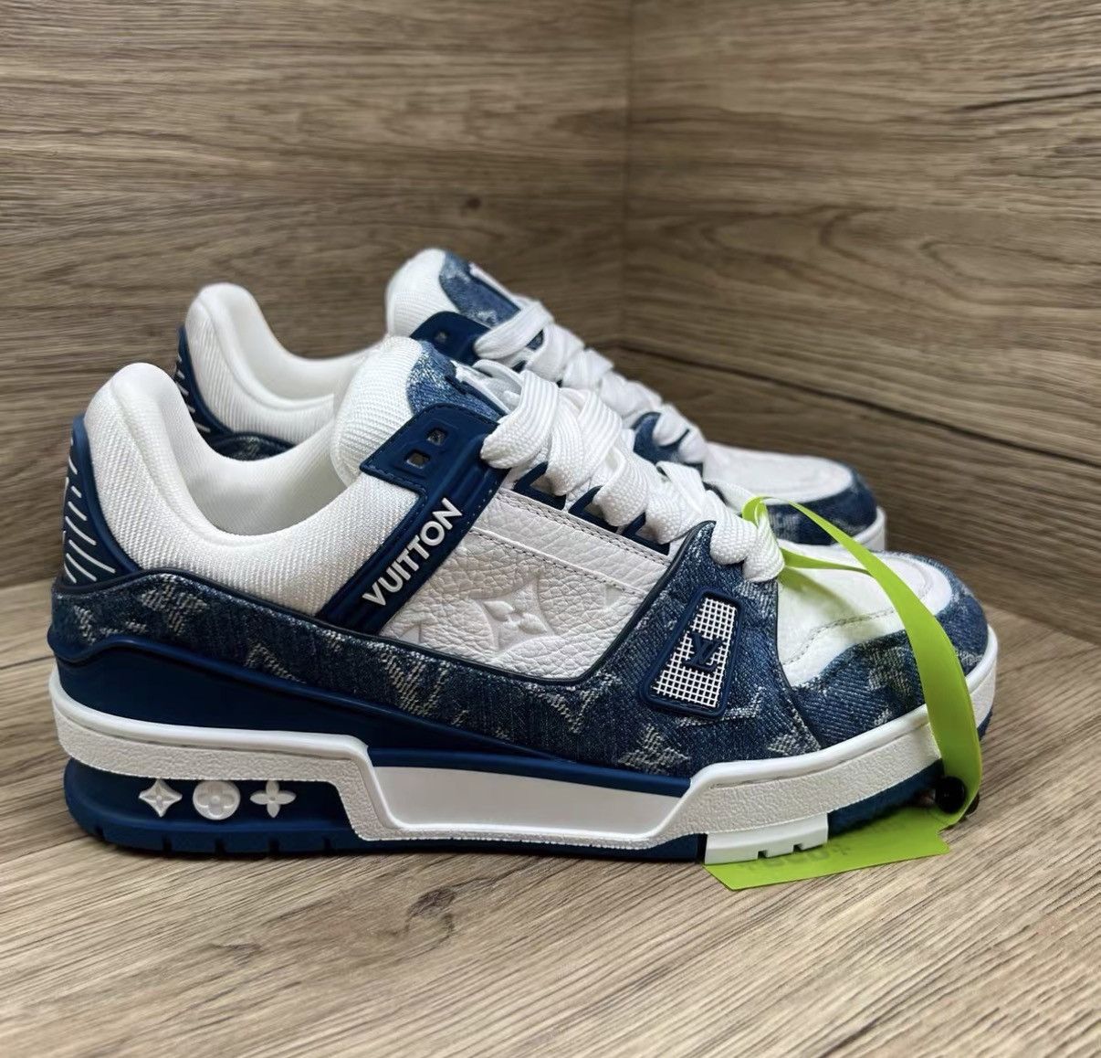 Louis Vuitton Louis Vuitton Trainer White & Blue Denim Sneakers J41 Size US 7 / IT 37 - 4 Thumbnail