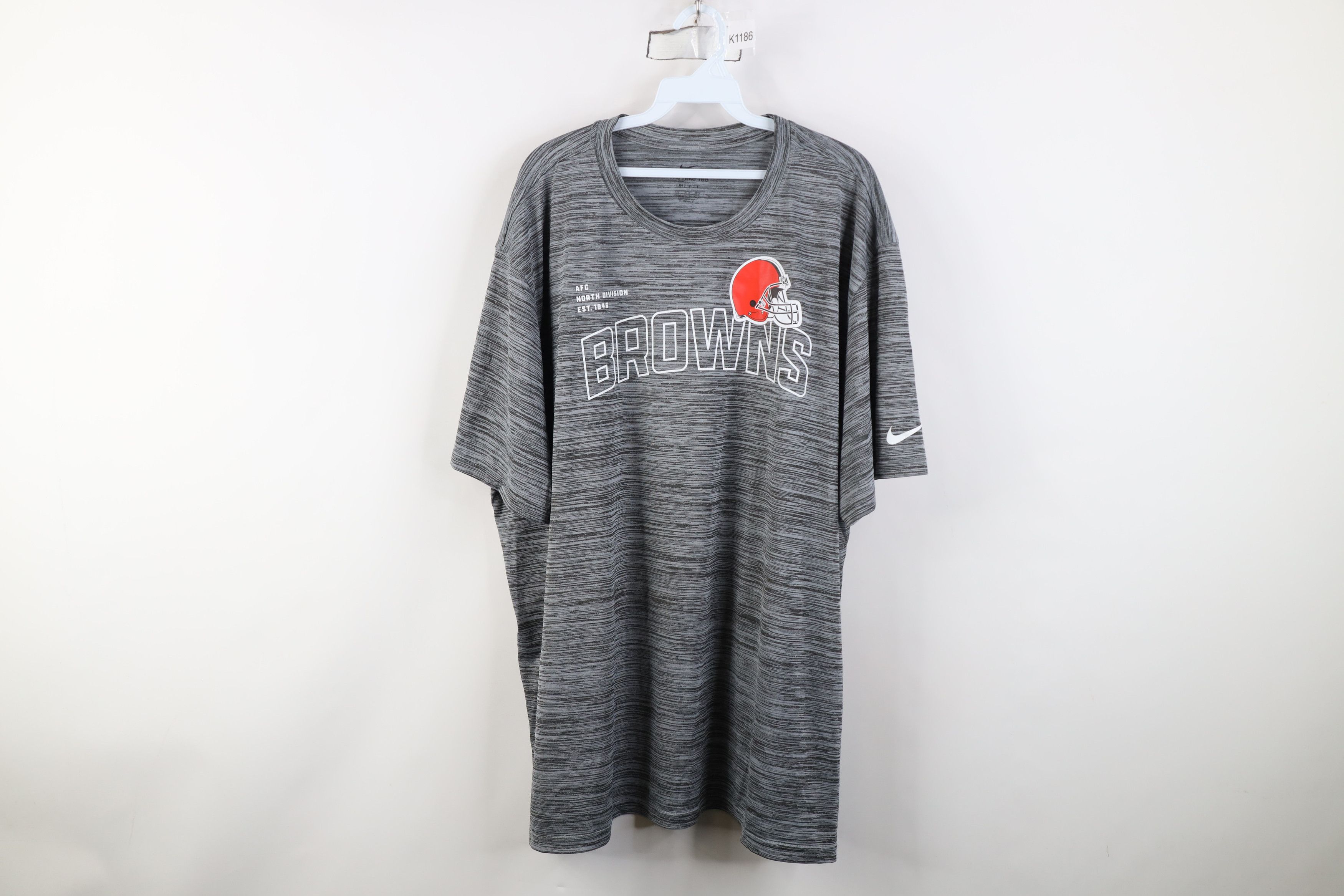 Nike Nike Cleveland Browns Football Short Sleeve T-Shirt Gray Size US XXL / EU 58 / 5 - 1 Thumbnail