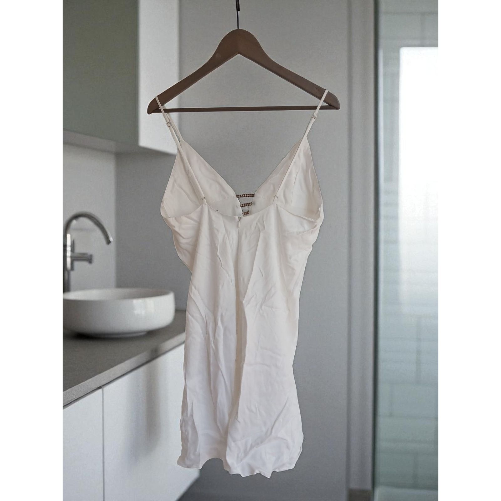 Zara ZARA White Satin Jewel V-Neck Mini Dress - Size XL - NWT Size XL / US 12-14 / IT 48-50 - 8 Thumbnail