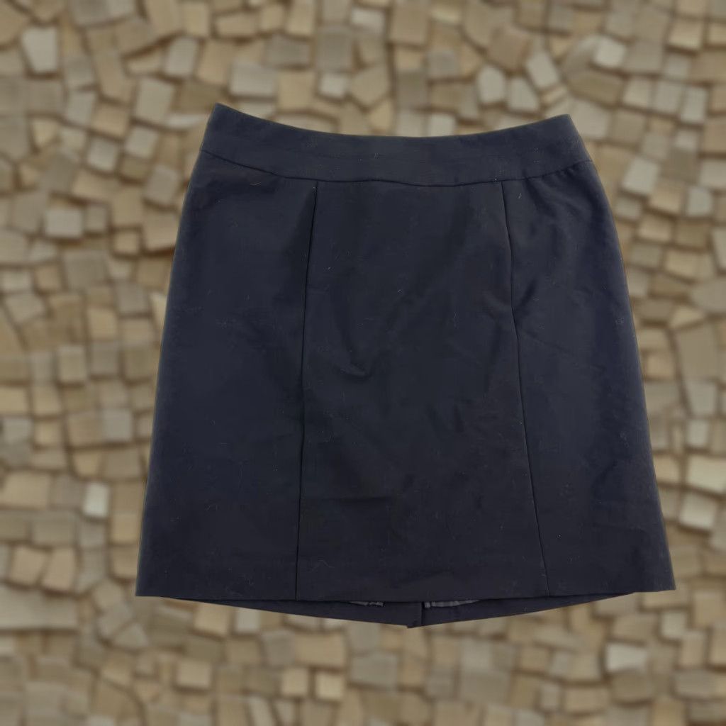 George George Skirt Women Size 14 Black Knee Length Back Zip Straight & Pencil Cut Modern Business Formal Travel Womens Size 36" / US 14 / IT 50 - 1 Thumbnail