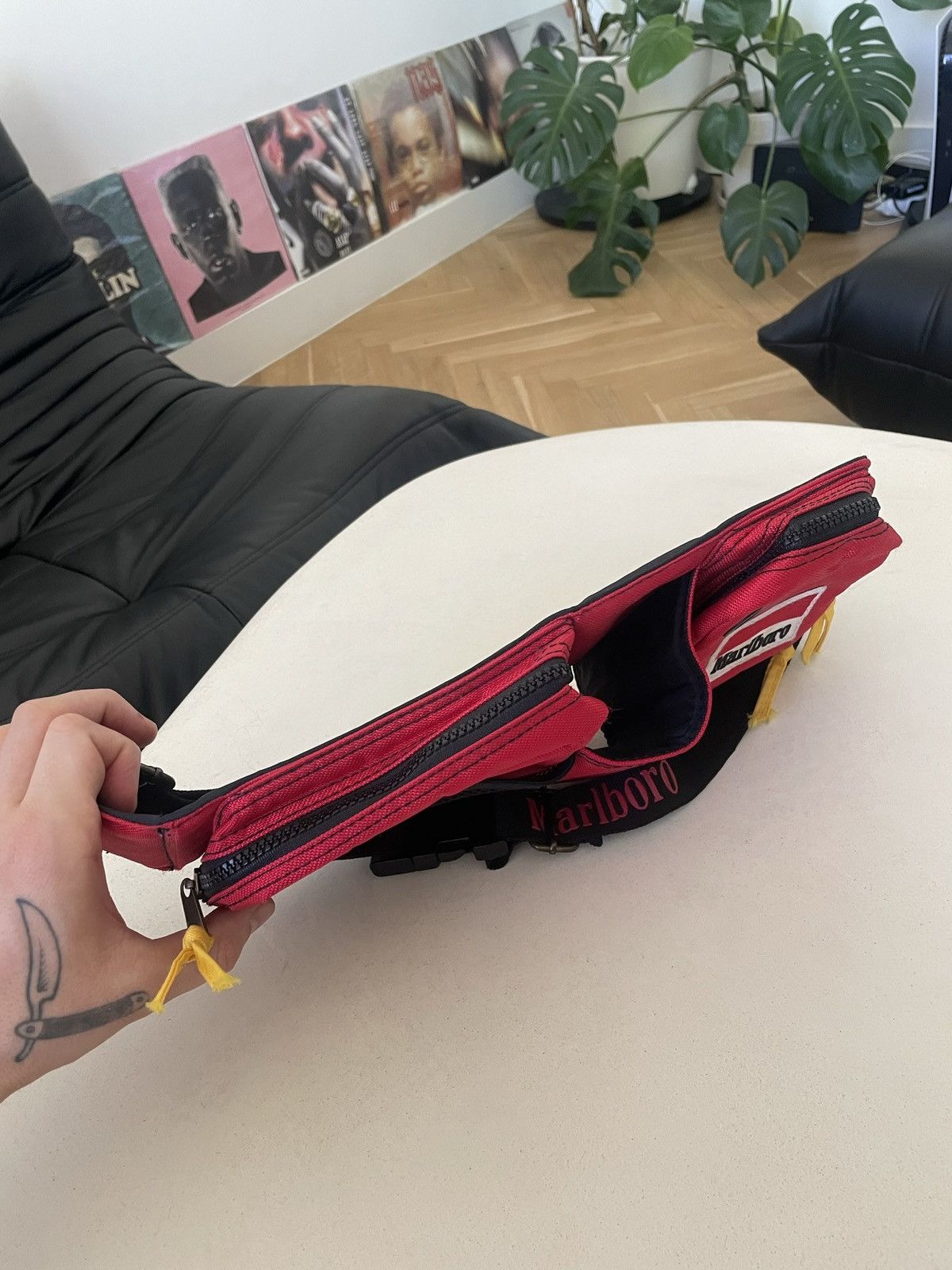 Marlboro 90's Marlboro Cigarettes Utility Belt Side Bag Streetwear Size ONE SIZE - 3 Thumbnail