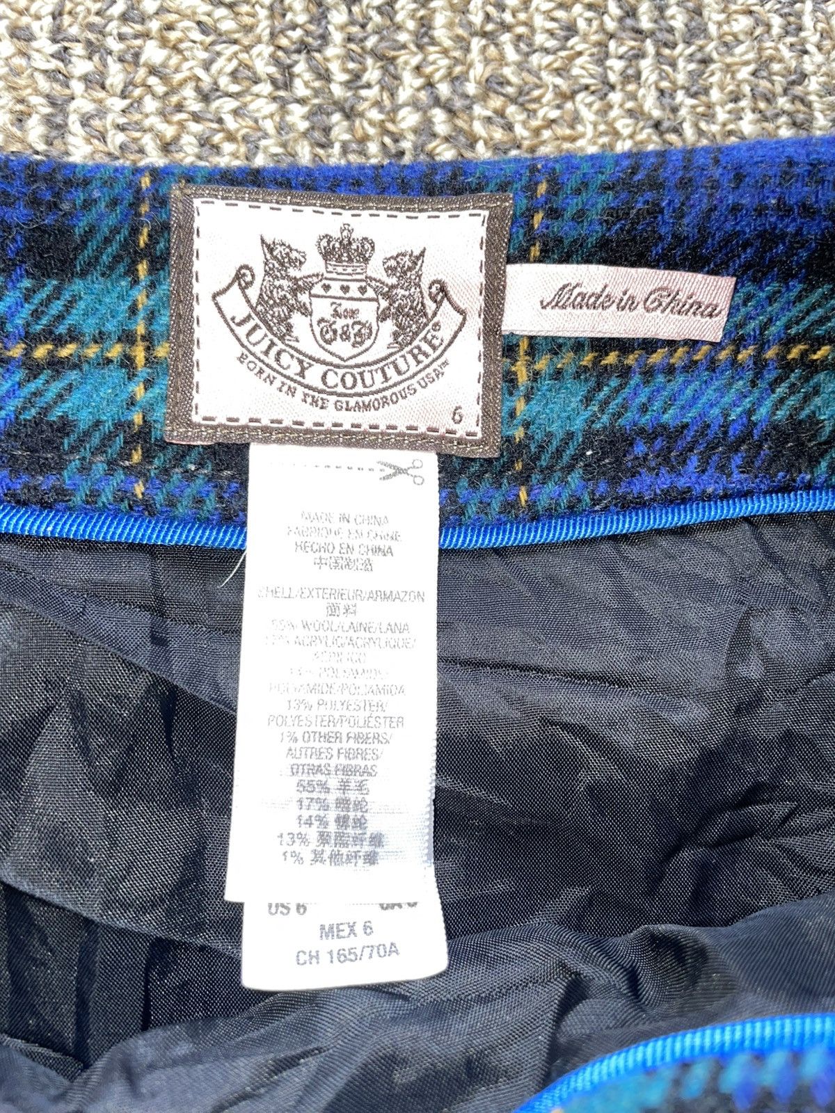 Juicy Couture juicy couture Tweed Skirt Early 2000s Paris Hilton RP: $380 Size 28" / US 6 / IT 42 - 5 Thumbnail