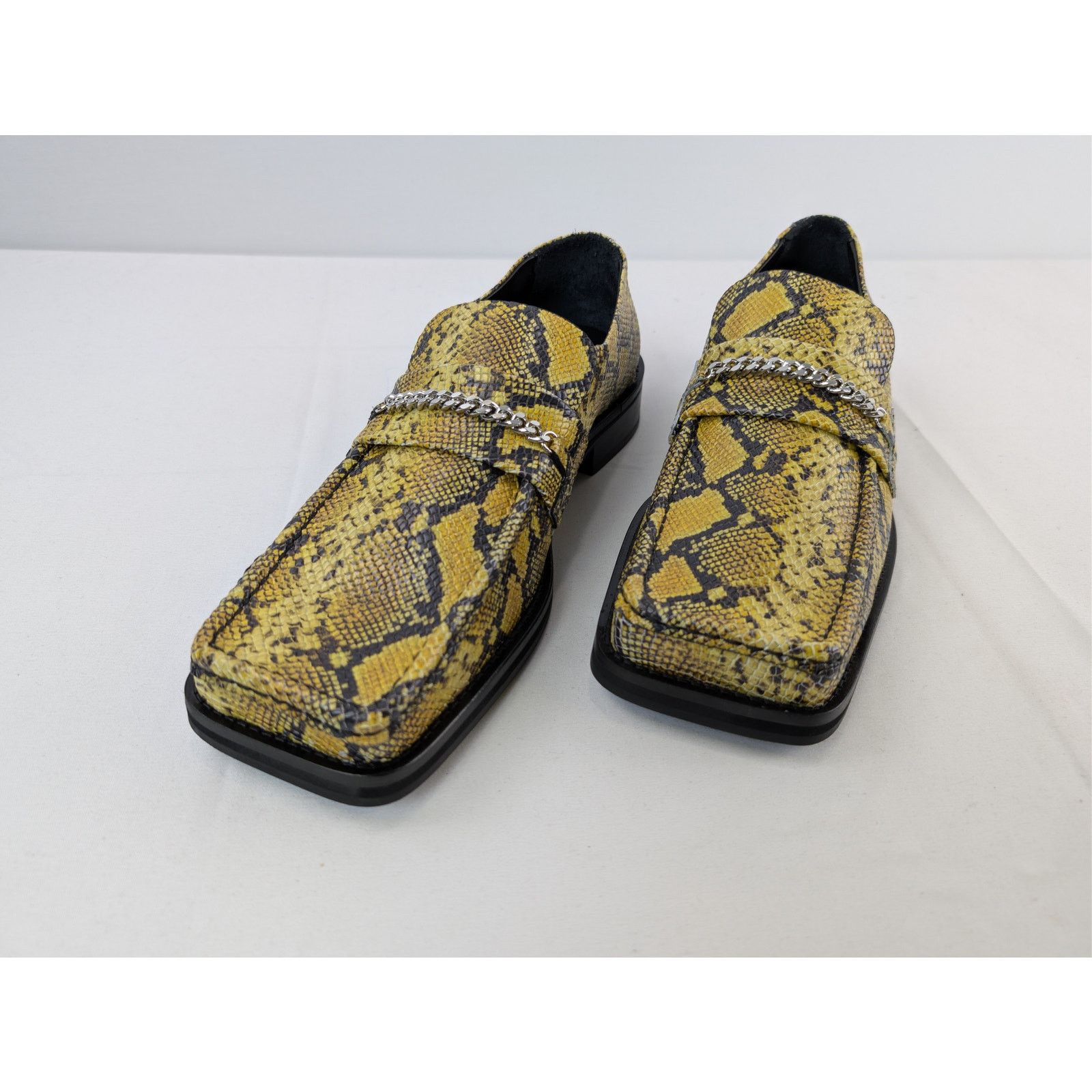 Martine Rose o1rshd1 Embossed Leather Square Toe Loafers in Yellow Size US 9 / EU 42 - 8 Thumbnail