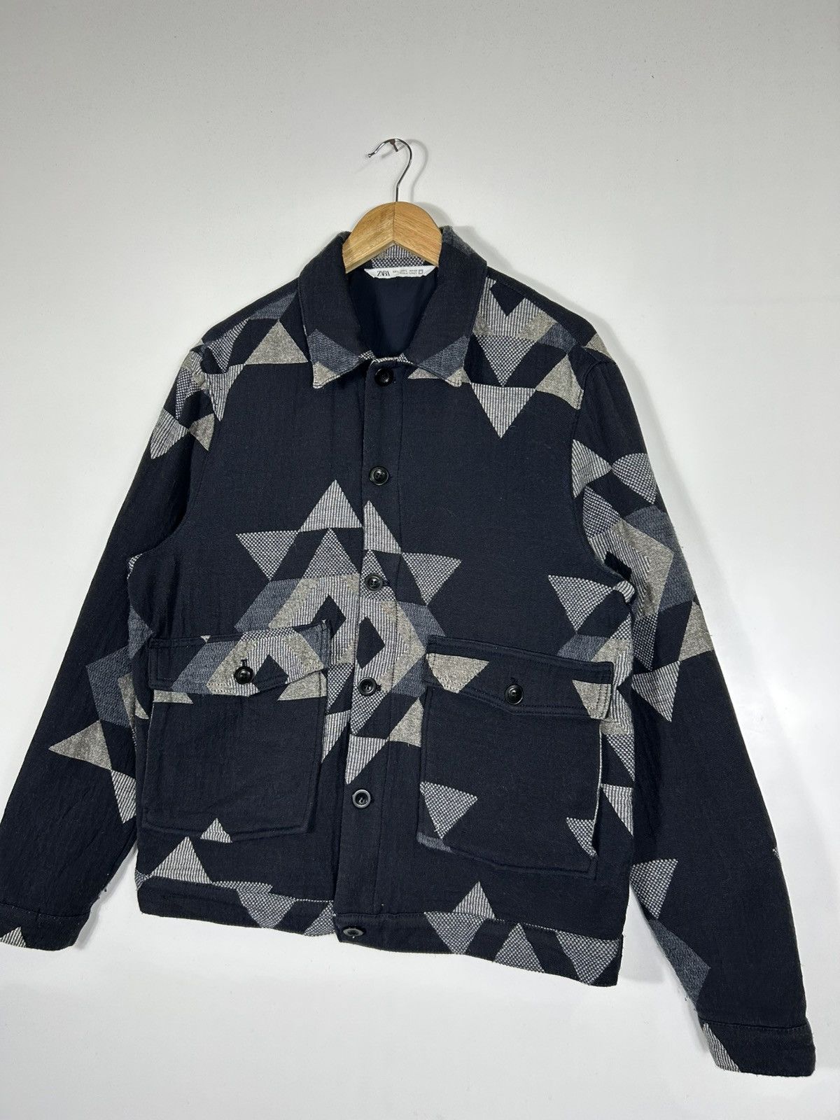 Zara ZARA Geometric Pattern Padded Jacket Abstract Triangle Print Size US L / EU 52-54 / 3 - 3 Thumbnail