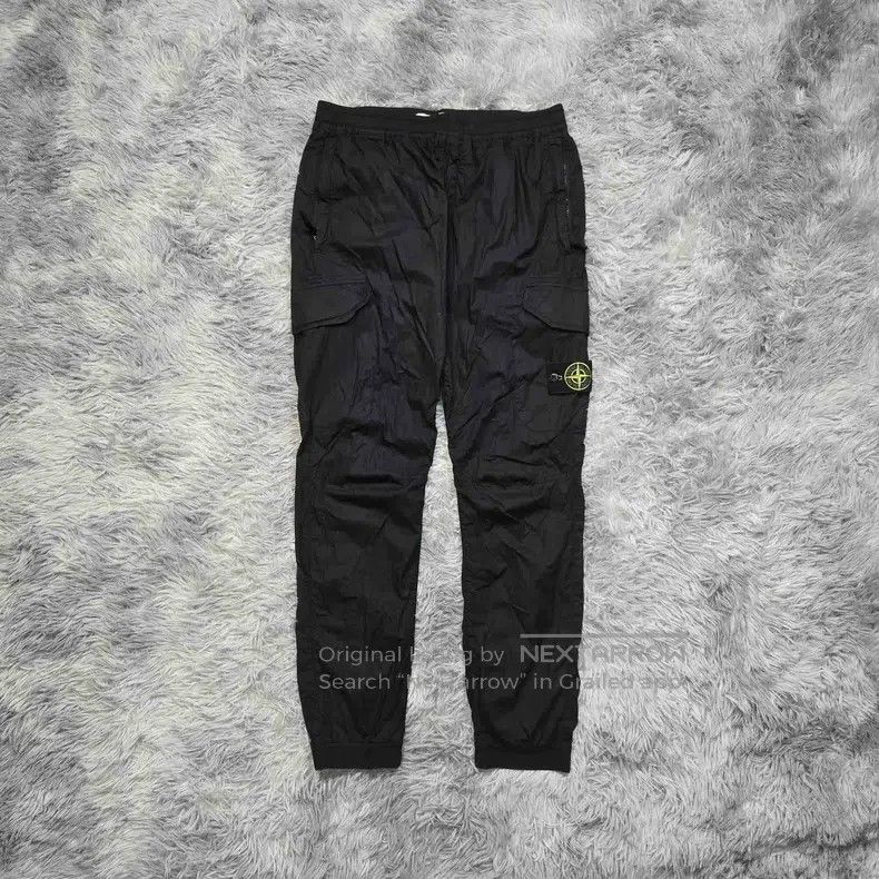 Stone Island Stone Island Poplin fabric double pocket side Logo decal l Size US 32 / EU 48 - 1 Thumbnail