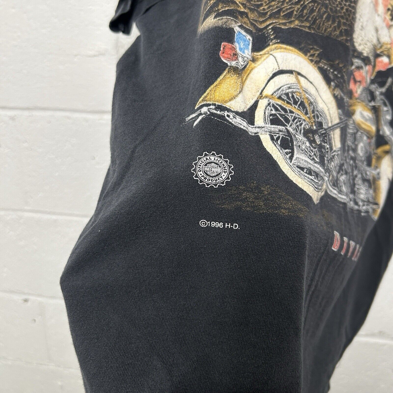 Harley Davidson Vintage Harley Davidson 1996 Divine Black T-Shirt Size US XL / EU 56 / 4 - 5 Thumbnail