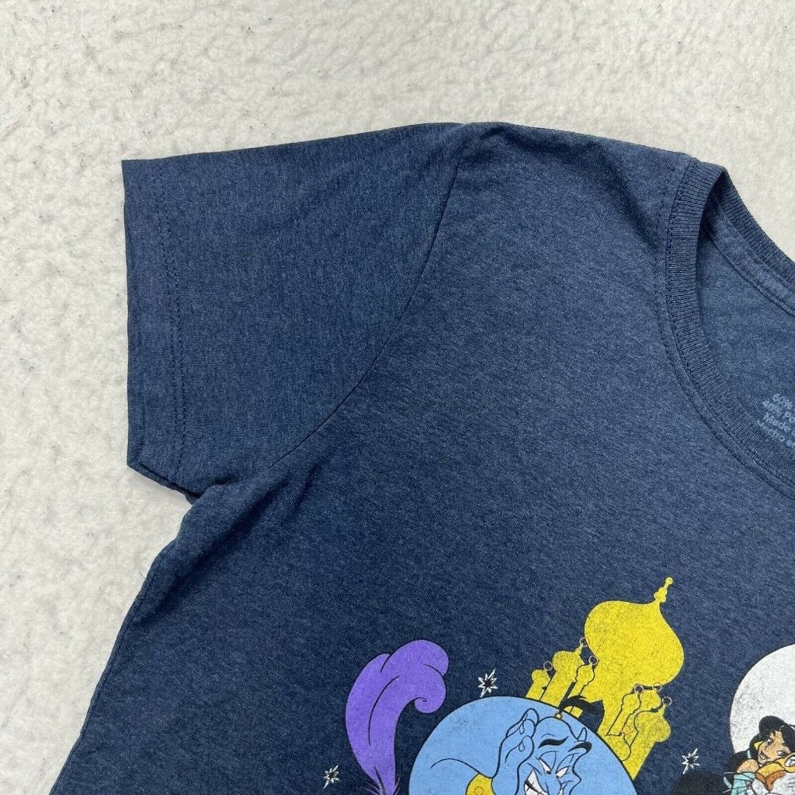 Disney Disney Aladdin Jasmine Medium Navy Blue Graphic T-Shirt Size M / US 6-8 / IT 42-44 - 5 Thumbnail
