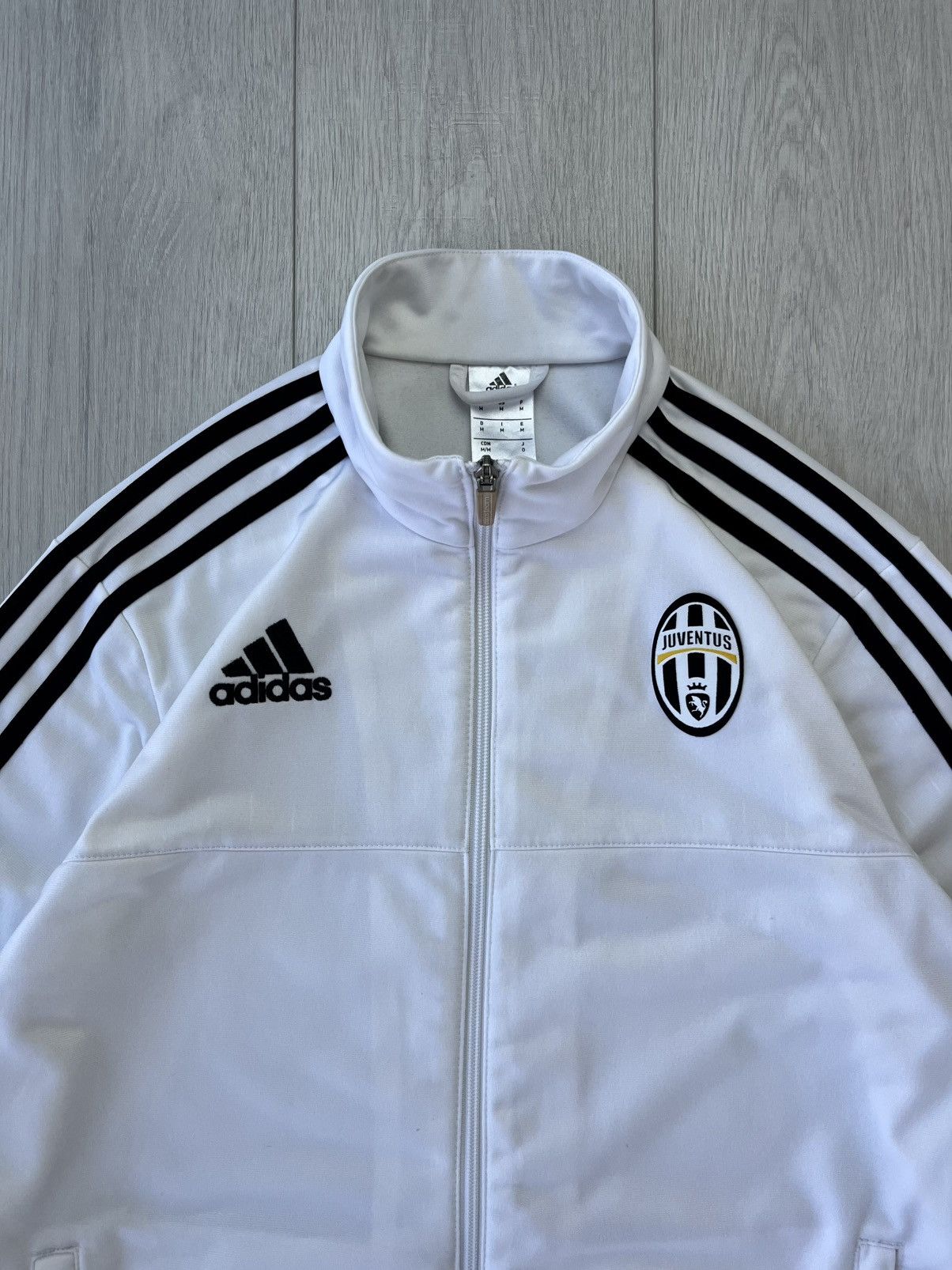 Adidas Vintage Adidas Juventus Track Jacket Soccer Blokecore Y2K 90 Size US M / EU 48-50 / 2 - 2 Thumbnail