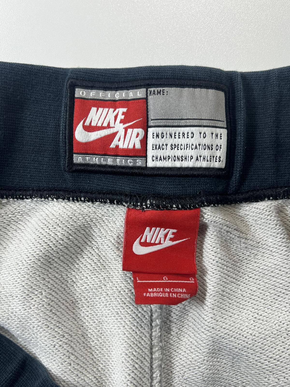 Nike Nike Air Grey and Black Athletic Shorts Size L Size US 34 / EU 50 - 3 Thumbnail
