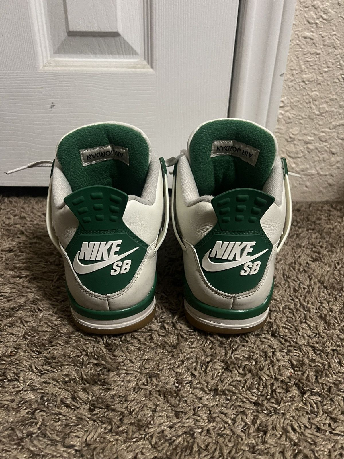 Jordan Brand Jordan 4 SB Pine Green Size US 8 / EU 41 - 4 Thumbnail