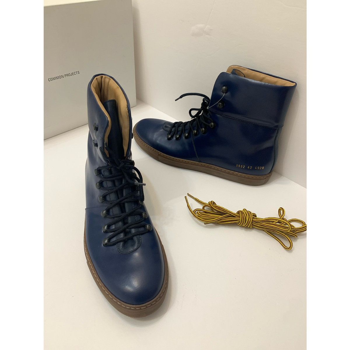 Common Projects COMMON PROJECTS NAVY TREKKING HIKING BOOTS Size US 9 / EU 42 - 9 Thumbnail