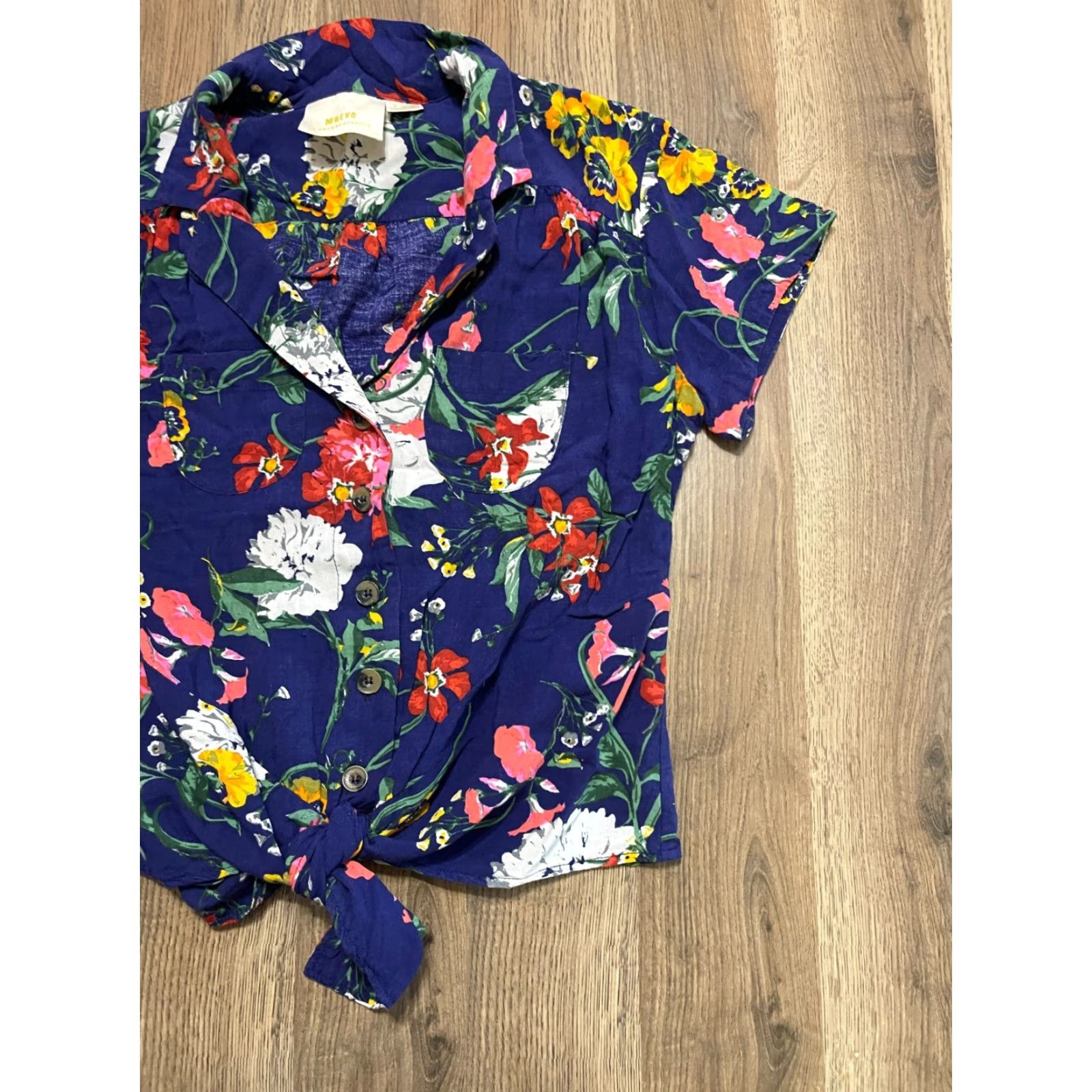Vintage Maeve Shirt Women's Small Blue Floral Short Sleeve Button-Up Tie Front Casual Modern Regular Womens Size S / US 4 / IT 40 - 4 Thumbnail