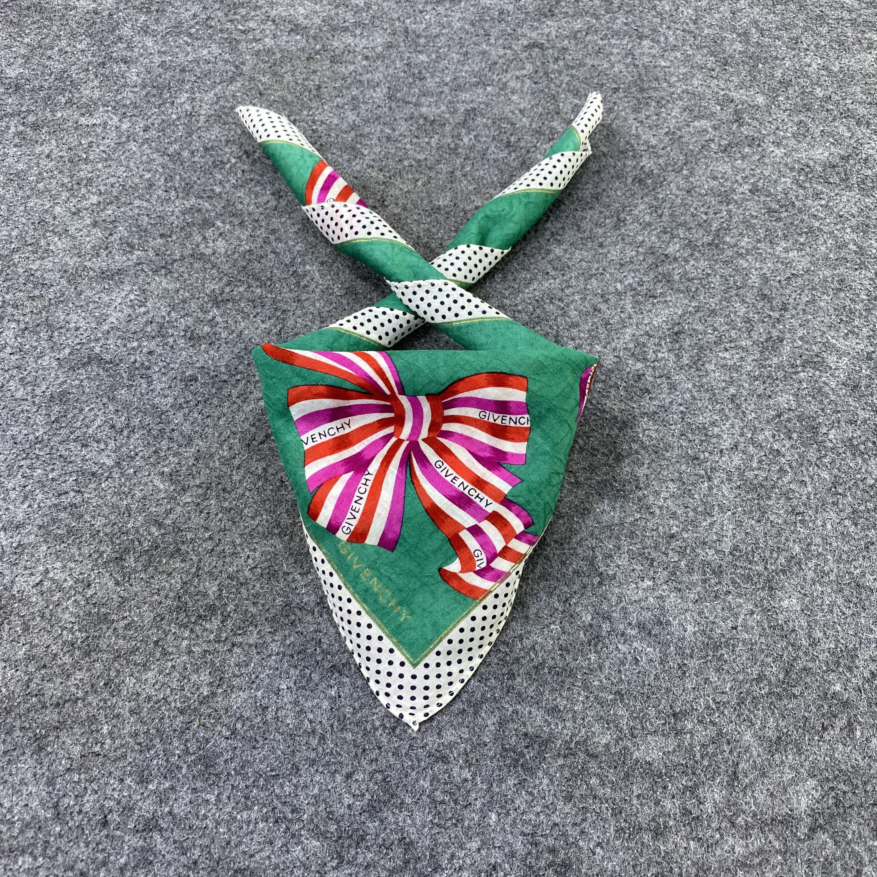 Givenchy Givenchy Handkerchief / Bandana / Neckerchief-B2360 Size ONE SIZE - 2 Thumbnail
