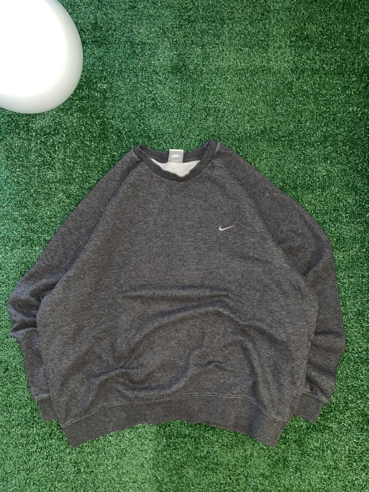 Nike Y2K Grey Nike Crew Neck Sweatshirt Size US XL / EU 56 / 4 - 1 Thumbnail
