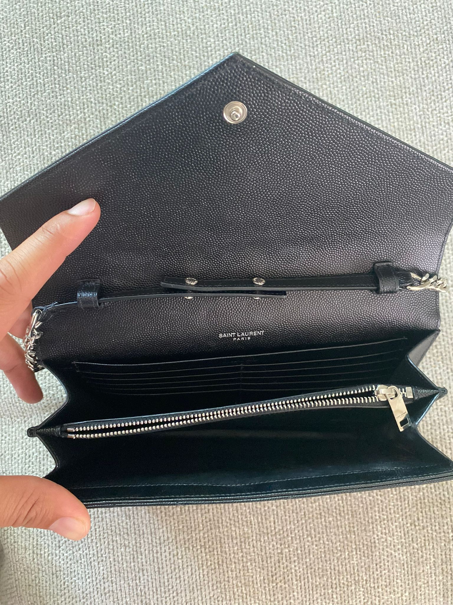 Saint Laurent Paris CC000015 Shoulder Bag in Black Size ONE SIZE - 4 Thumbnail