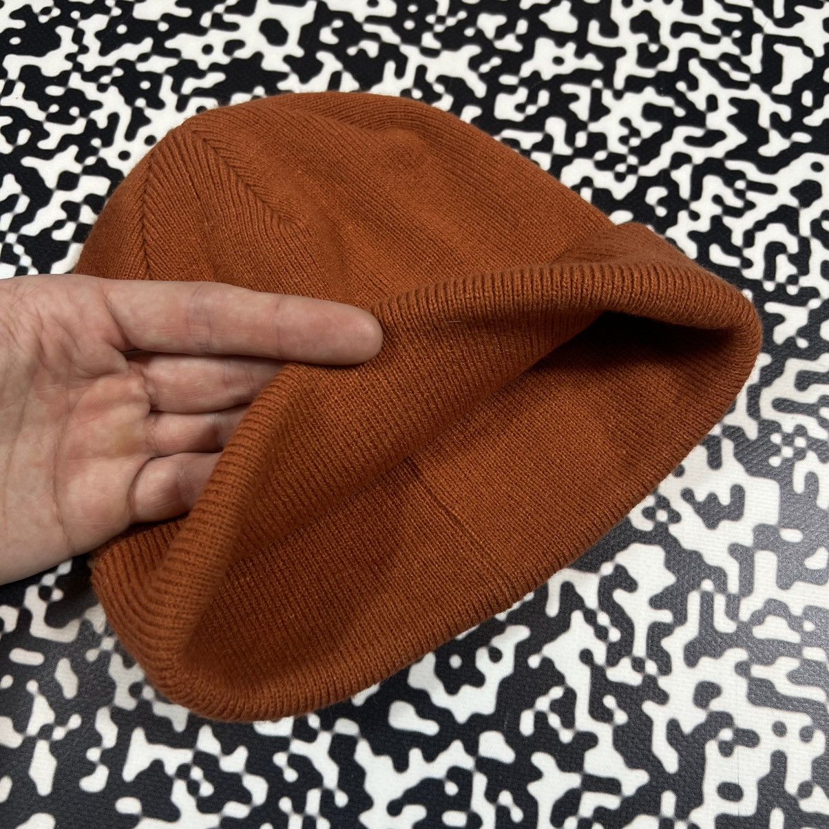 Obey Vintage Y2K Obey Mini Logo Beanie Hat Sk8 Skate Style Size ONE SIZE - 7 Thumbnail