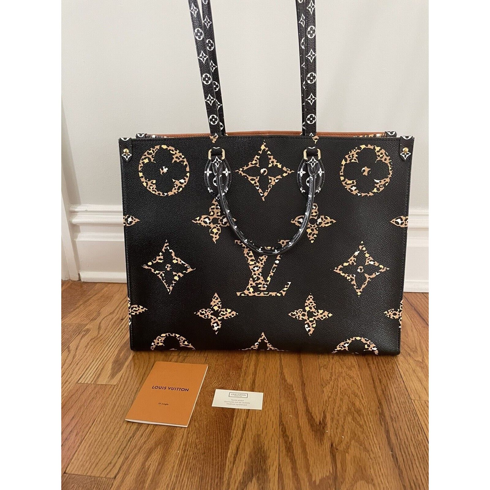 Louis Vuitton OnTheGo Fabric Interior Jungle Monogram Giant Tote GM Size ONE SIZE - 2 Thumbnail