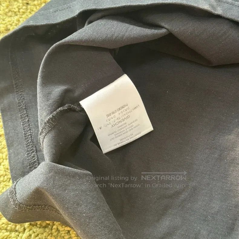Givenchy Givenchy Letter Short Sleeve Size US XS / EU 42 / 0 - 8 Thumbnail