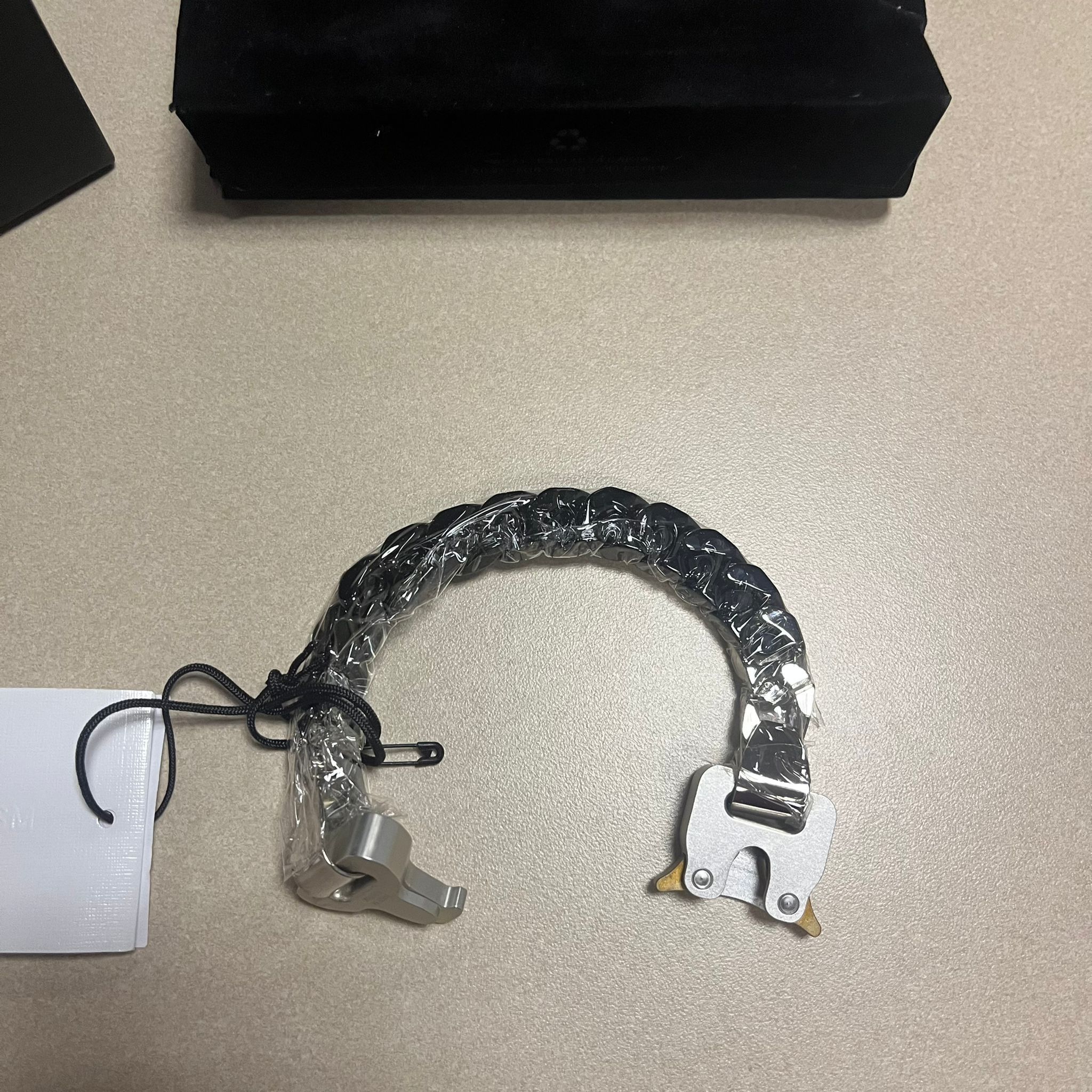 Alyx S/M Ceramic Chain Buckle in Black Size ONE SIZE - 2 Thumbnail