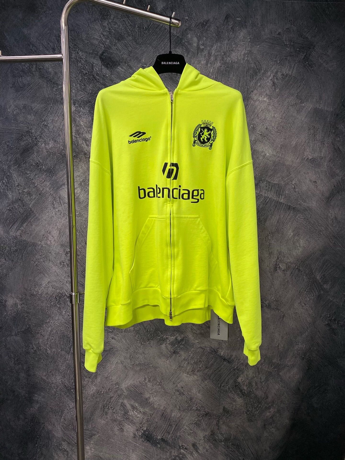 トップス BALENCIAGA Soccer Zip-Up Hoodie Balenciaga Balenciaga Soccer Zip up Hoodie Brand New | Grailed
