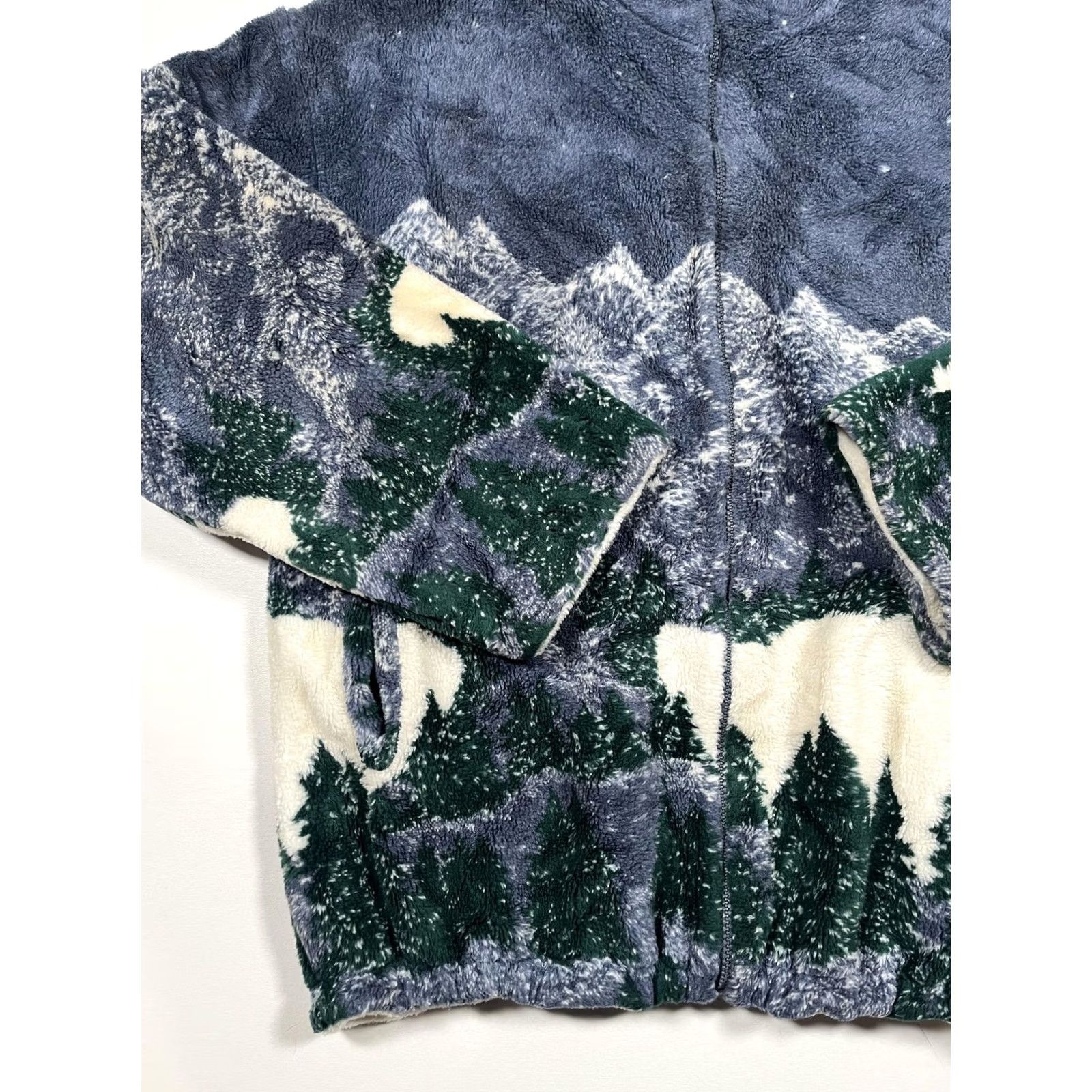 Vintage Country Woods Men`s Small Blue Mountain Landscape Fleece Zip Hoodie Jacket Winter Natural Comfort Comfort Warmth Full Zip Hooded Pockets Vintage? No Size US S / EU 44-46 / 1 - 4 Thumbnail