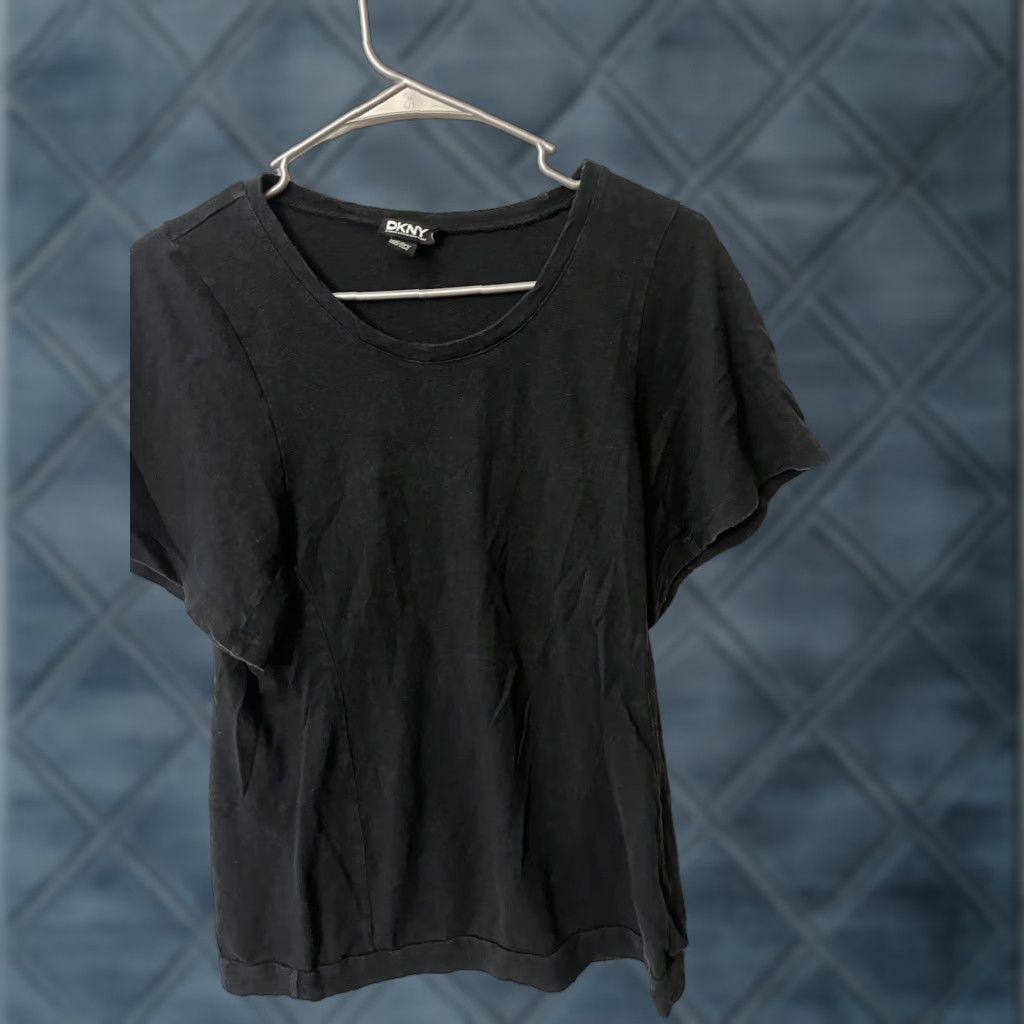 DKNY DKNY Hemp Chanure Organic Cotton SHORT SLEEVE Tee PP Black Solid DKNY Shirt Women PP Black Short Sleeve Basic T-Shirt Vintage? No Size 24" / US 00 / IT 34 - 1 Thumbnail