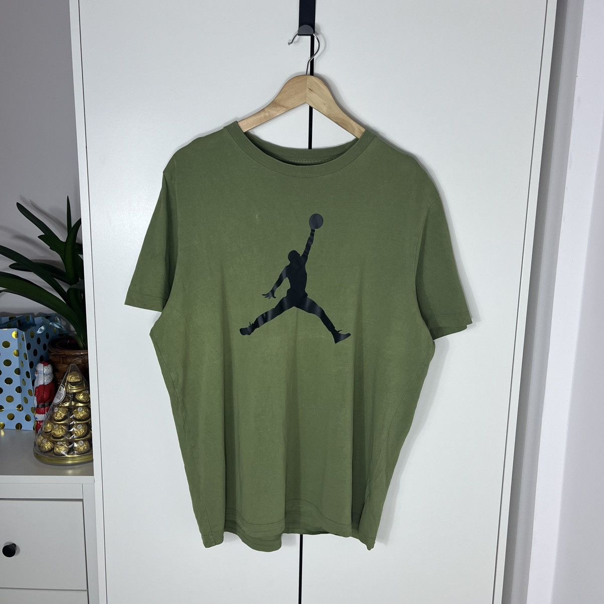 Jordan Brand Jordan Big Central Logo Green Tee Streetwear Y2K Size US XL / EU 56 / 4 - 1 Thumbnail