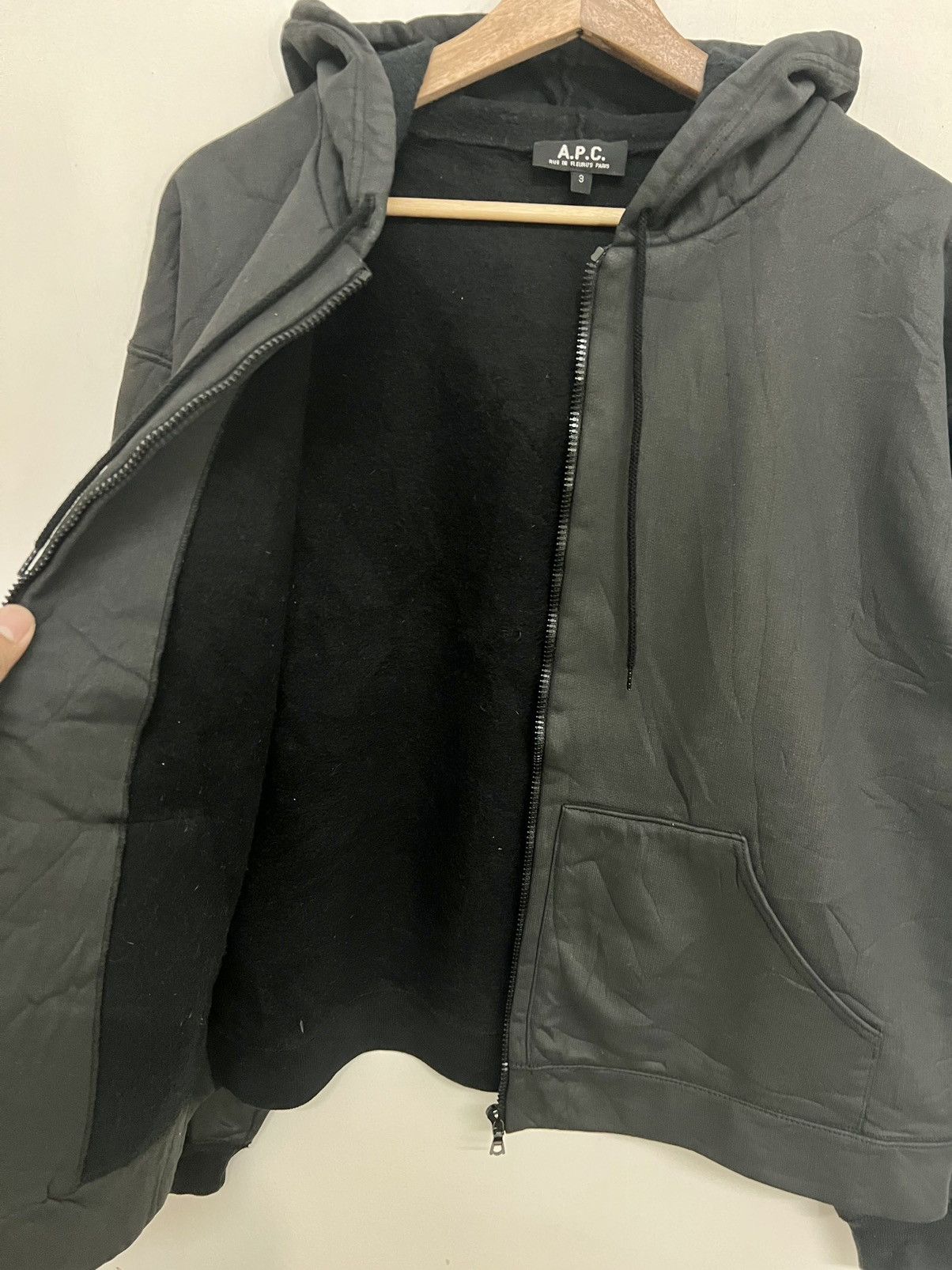 A.P.C. A.P.C BLACK WAX HOODIE SWEATSHIRT Size US L / EU 52-54 / 3 - 7 Thumbnail