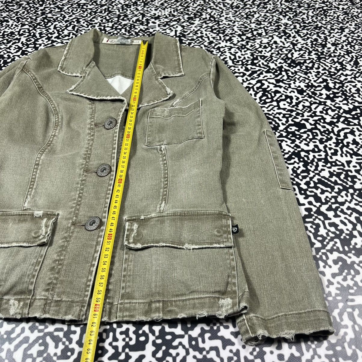Japanese Brand Vintage Y2K Z Cavaricci Military Distressed Blazer Japanese Size S / US 4 / IT 40 - 19 Thumbnail