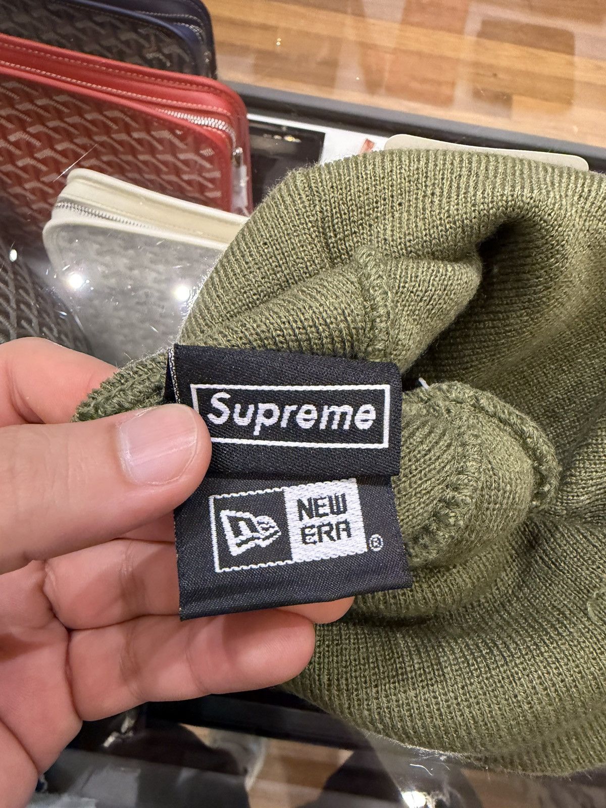 New Era × Supreme Supreme x New Era Cross Box Logo Beanie - Olive Size ONE SIZE - 4 Thumbnail