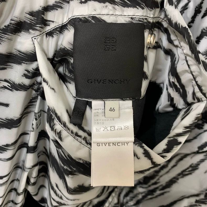 Givenchy Givenchy Size46 Double-sided Wear Nylon Windbreaker, Black Size US M / EU 48-50 / 2 - 5 Thumbnail
