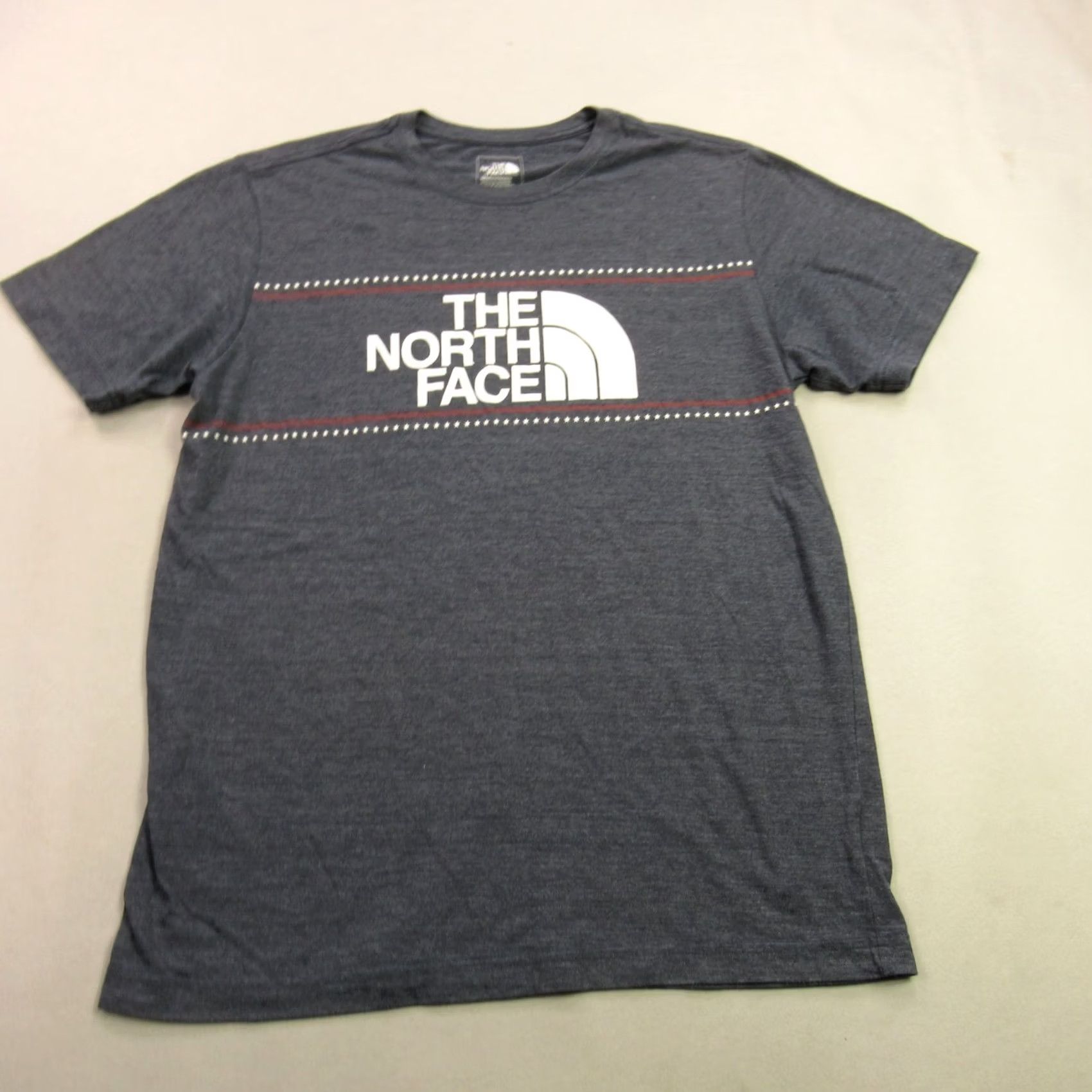 The North Face The North Face Shirt Mens Large Short Sleeve Crew Neck Lightweight Gray Slim Size US L / EU 52-54 / 3 - 2 Thumbnail