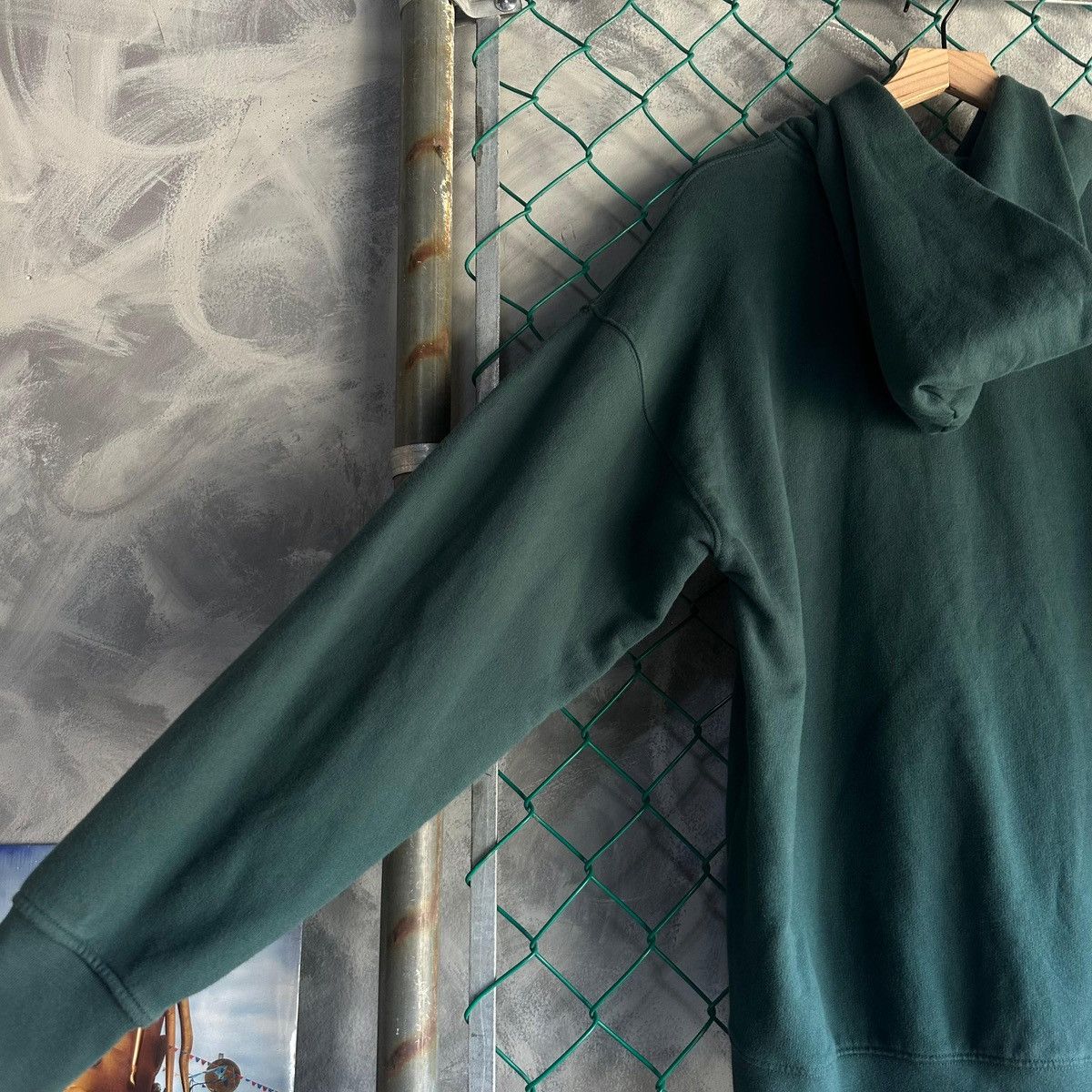 Levi's × Vintage Levis Sweater Green Gold Tab Relaxed Fit Hoodie Pullover Size US M / EU 48-50 / 2 - 7 Thumbnail