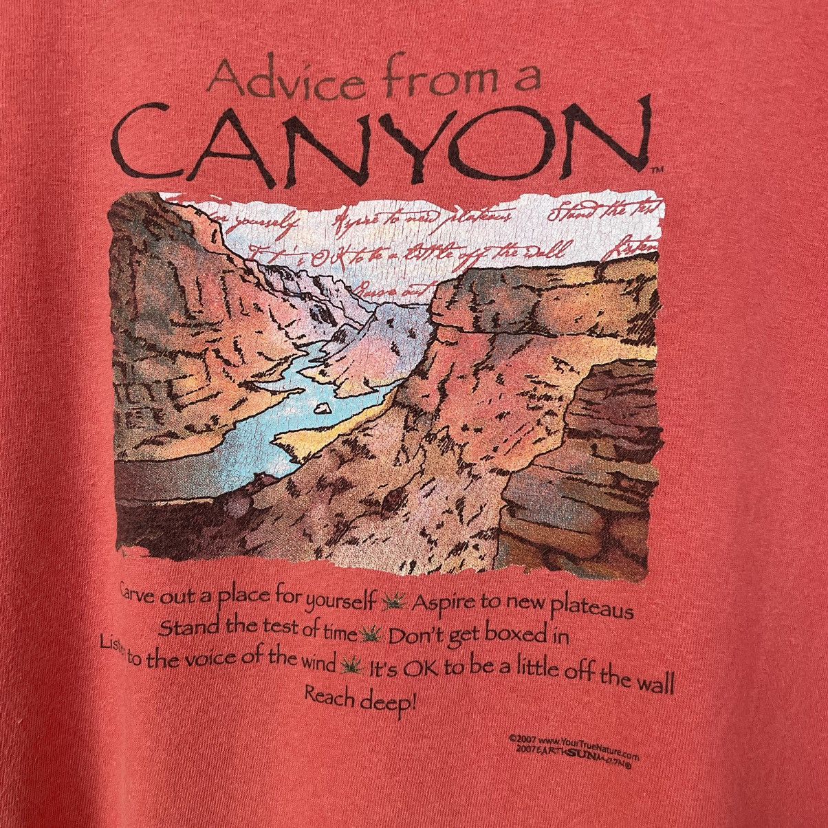 Vintage Vintage 2007 Advice From A Canyon T Shirt Size US XXL / EU 58 / 5 - 2 Thumbnail