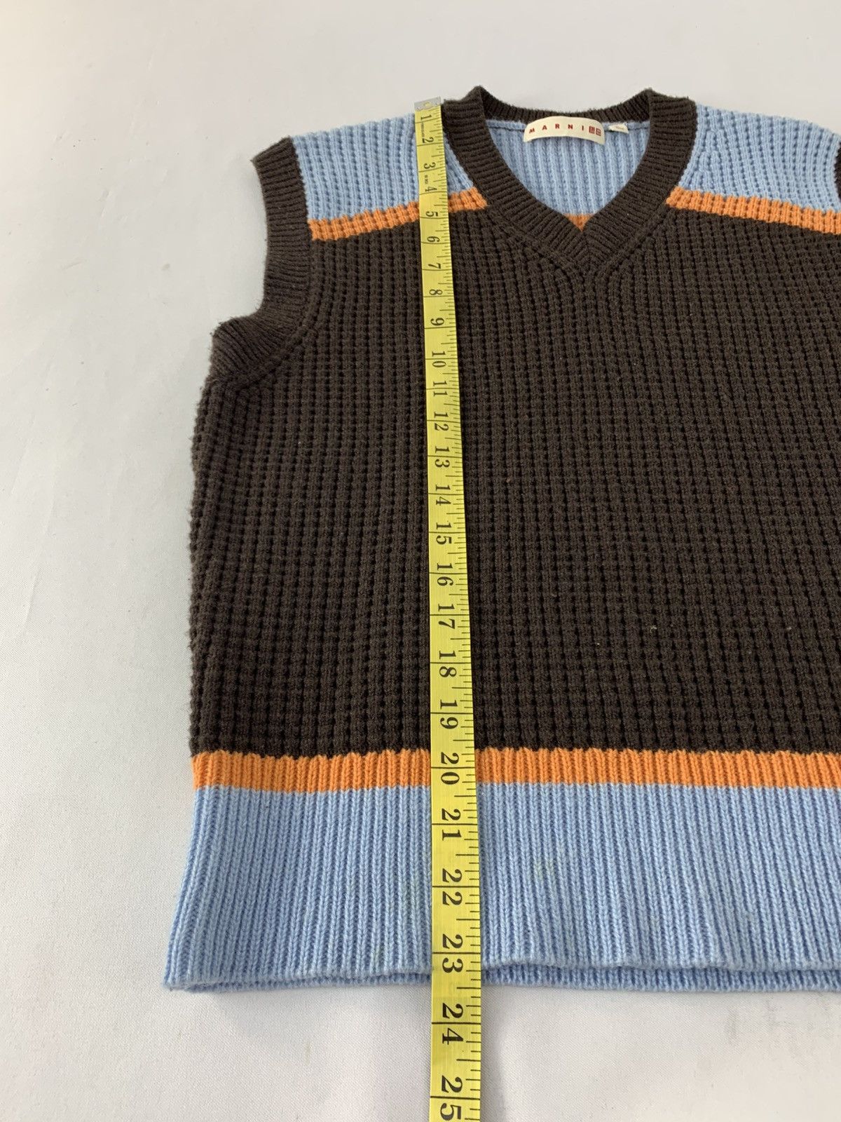 Marni × Uniqlo Marni Popcorn Knitted V Neck Vest Sweater Size XL / US 12-14 / IT 48-50 - 9 Thumbnail