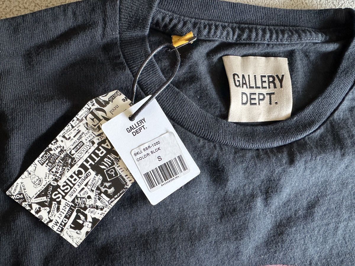 Gallery Dept. Gallery Dept. Stop Being Racist Tshirt Size S Size US S / EU 44-46 / 1 - 4 Thumbnail