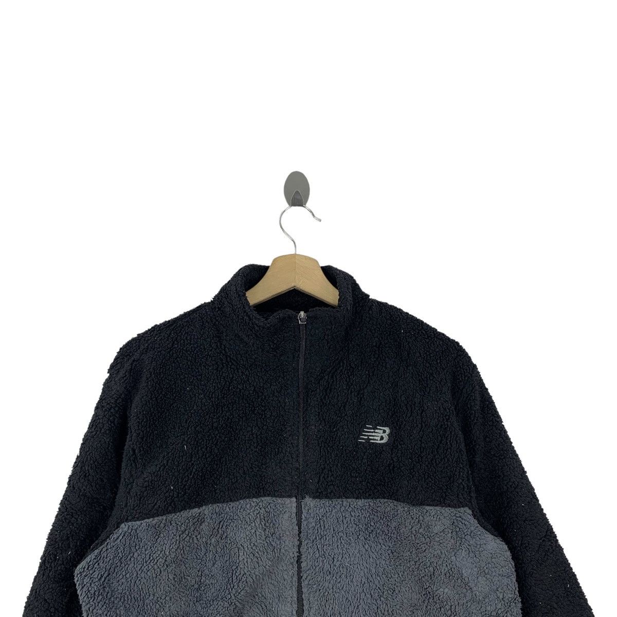 New Balance NEW BALANCE Sportswear Small Logo Fleece Zipper Sweater Size US M / EU 48-50 / 2 - 5 Thumbnail