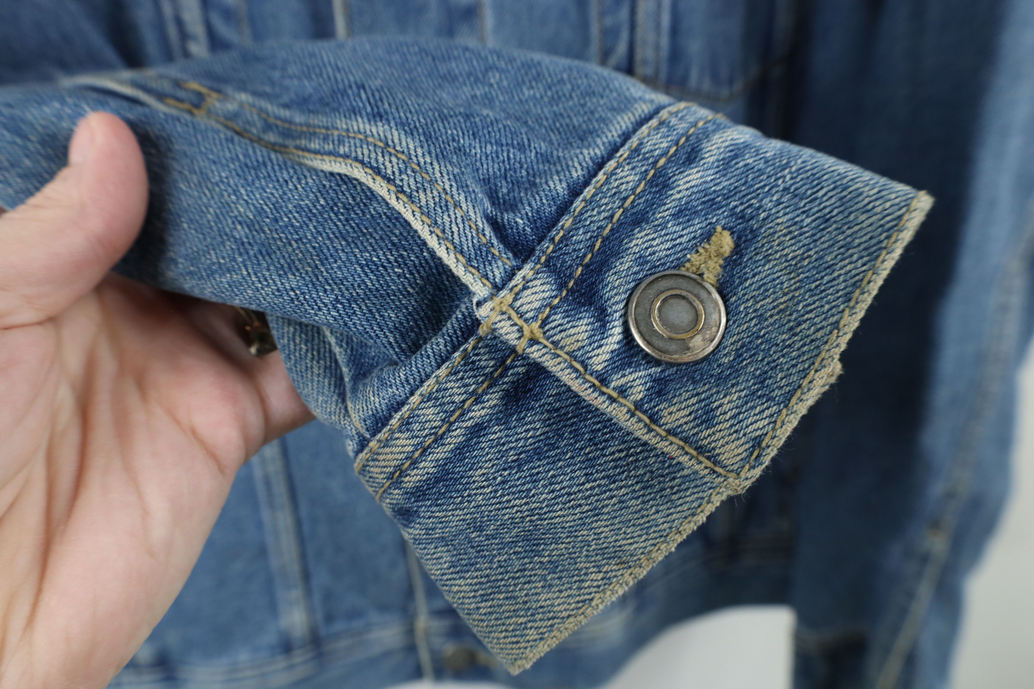 Vintage Vintage 90s Streetwear Denim Jean Trucker Jacket Blue Size US M / EU 48-50 / 2 - 4 Thumbnail