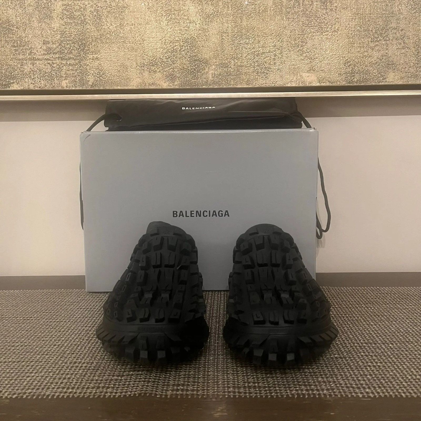 Balenciaga o1rshd1 Defender Clog in Black Size US 13 / EU 46 - 3 Thumbnail