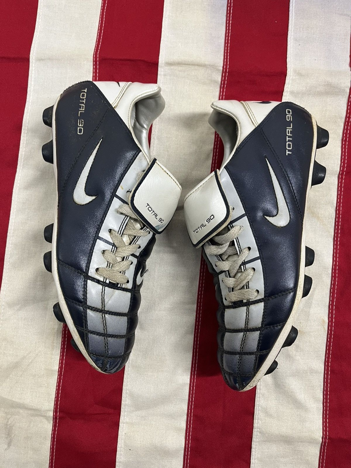Nike Vintage Nike Total 90 - Iconic Football Boots Size US 7.5 / EU 40-41 - 4 Thumbnail