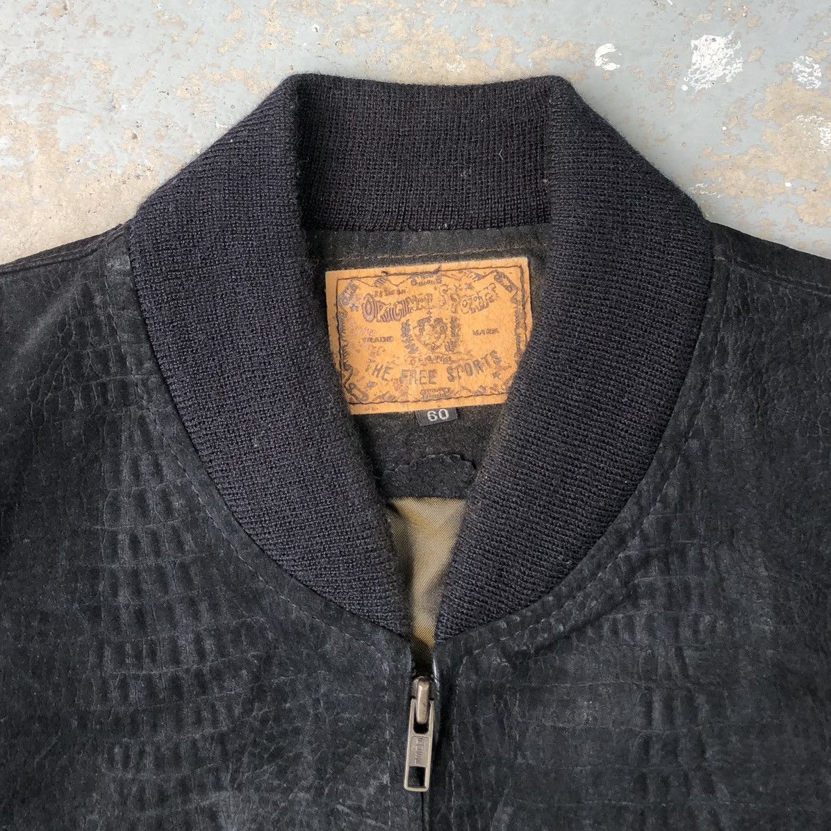 Vintage Vintage Crocodile Texture Leather Bomber Jacket Size US M / EU 48-50 / 2 - 16 Thumbnail