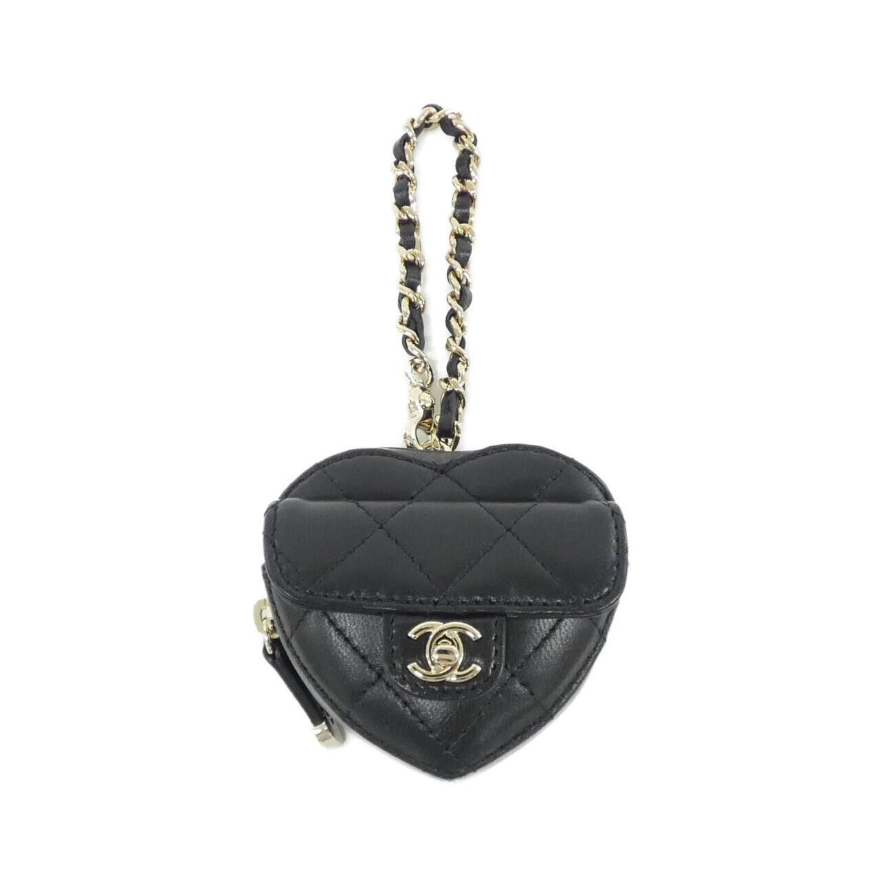 Chanel Chanel Chanel AP4838 Lambskin Key Holder Leather Charm AP4838 DUTY FREE for USA Size ONE SIZE - 1 Thumbnail