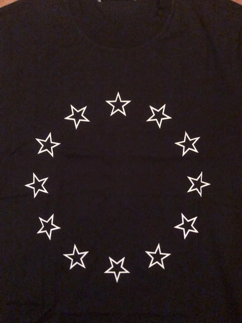 Givenchy Givenchy Men's short sleeve T-shirt Size US L / EU 52-54 / 3 - 2 Thumbnail